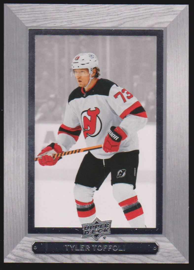 (image for) 2023-24 Upper Deck '03-04 Beehive #BH16 Tyler Toffoli