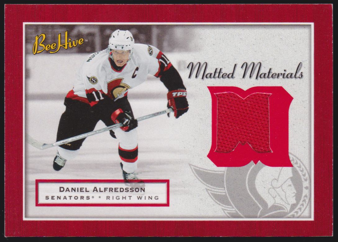 2005-06 Beehive Matted Materials #MMDA Daniel Alfredsson - Jerseys (image for) 2005-06 Beehive Matted Materials #MMDA Daniel Alfredsson - Jerseys